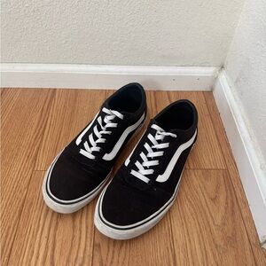 Black Ward Women’s Vans Sneakers